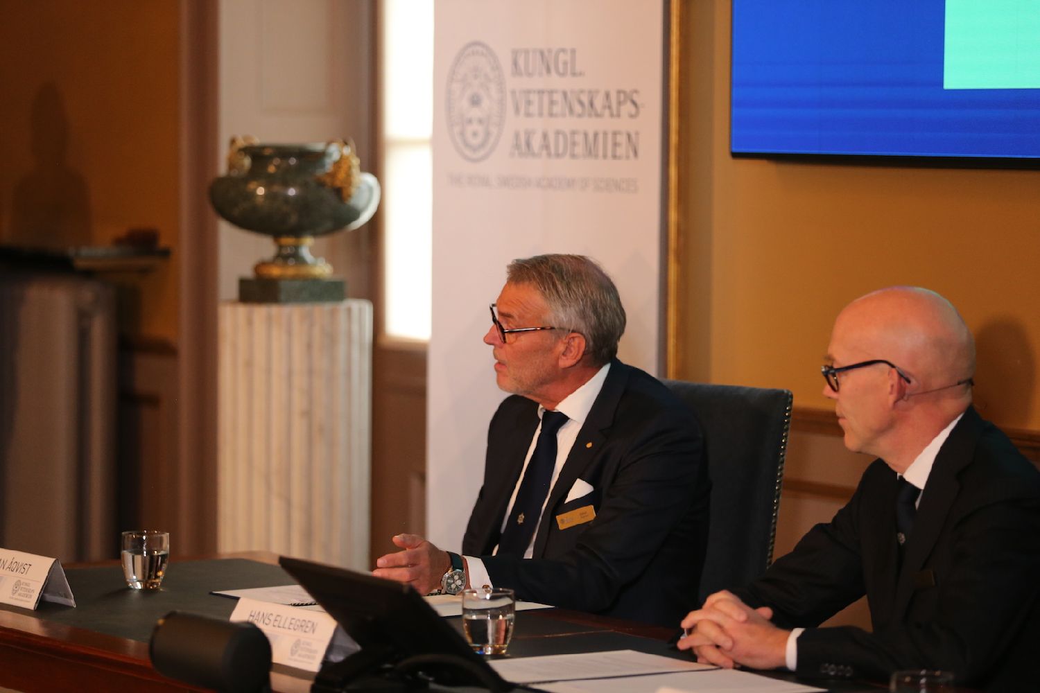 2022年诺贝尔化学奖获得者二度获奖，北欧时报连线诺奖大师，专访唯一华人评委