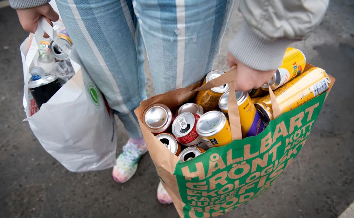 瑞典捡瓶子的人收入即将翻倍！下半年正式开始！